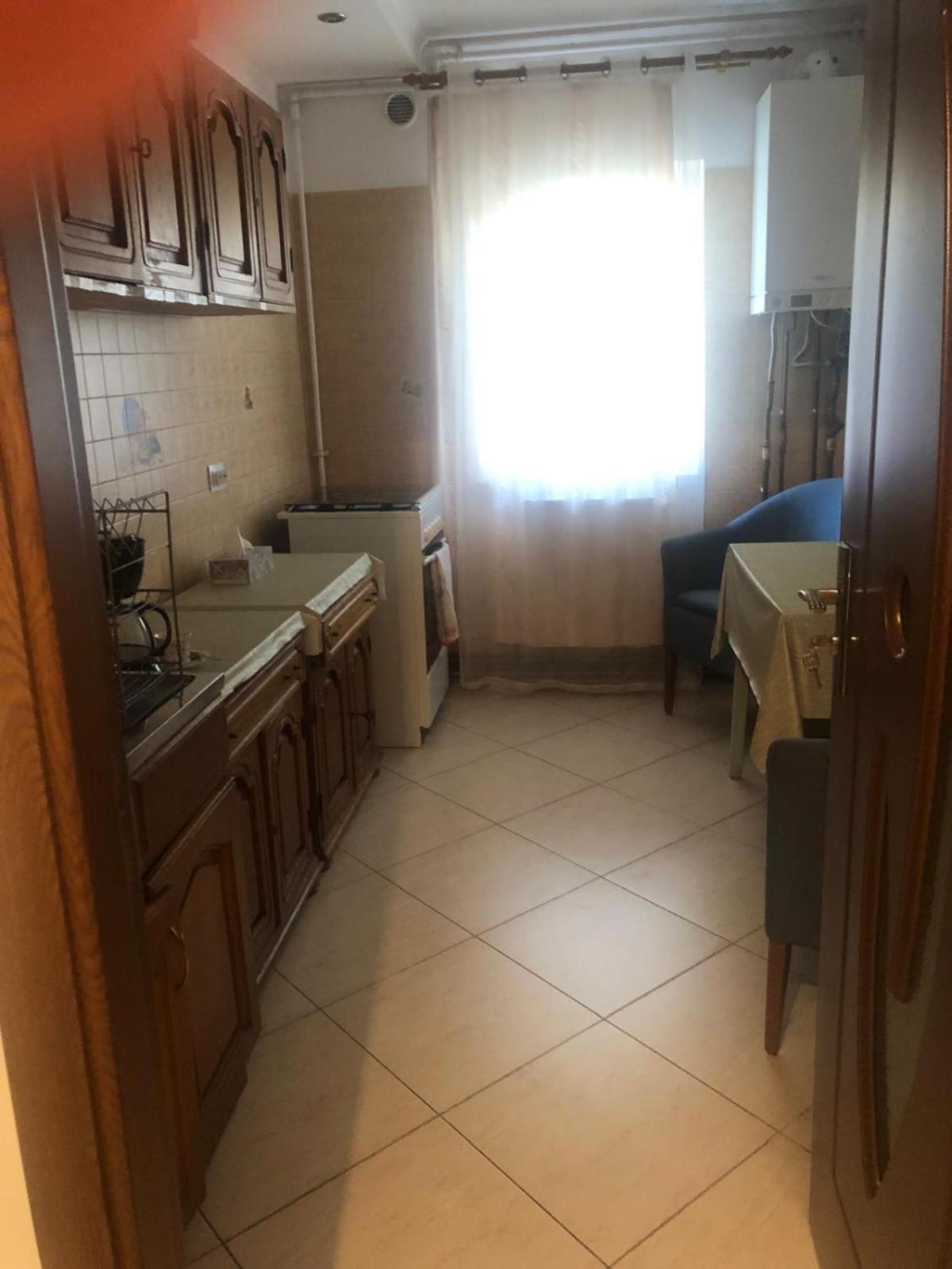 Apartament Cu 3 Camere La Poala Muntilor Fagaras Victoria  Exterior foto